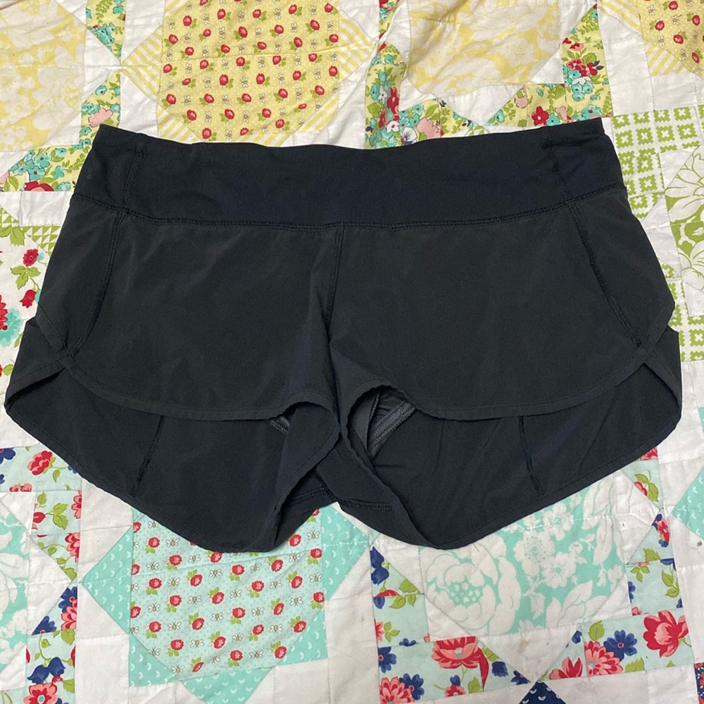 Lululemon size 8 shorts